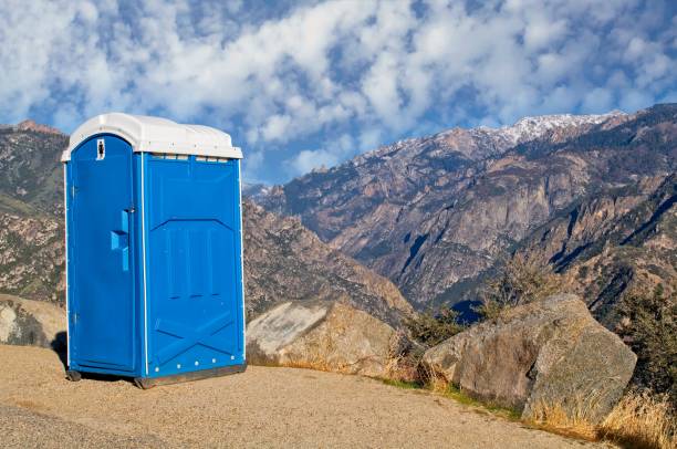 Portable Toilet Options We Offer in Santa Rosa, CA